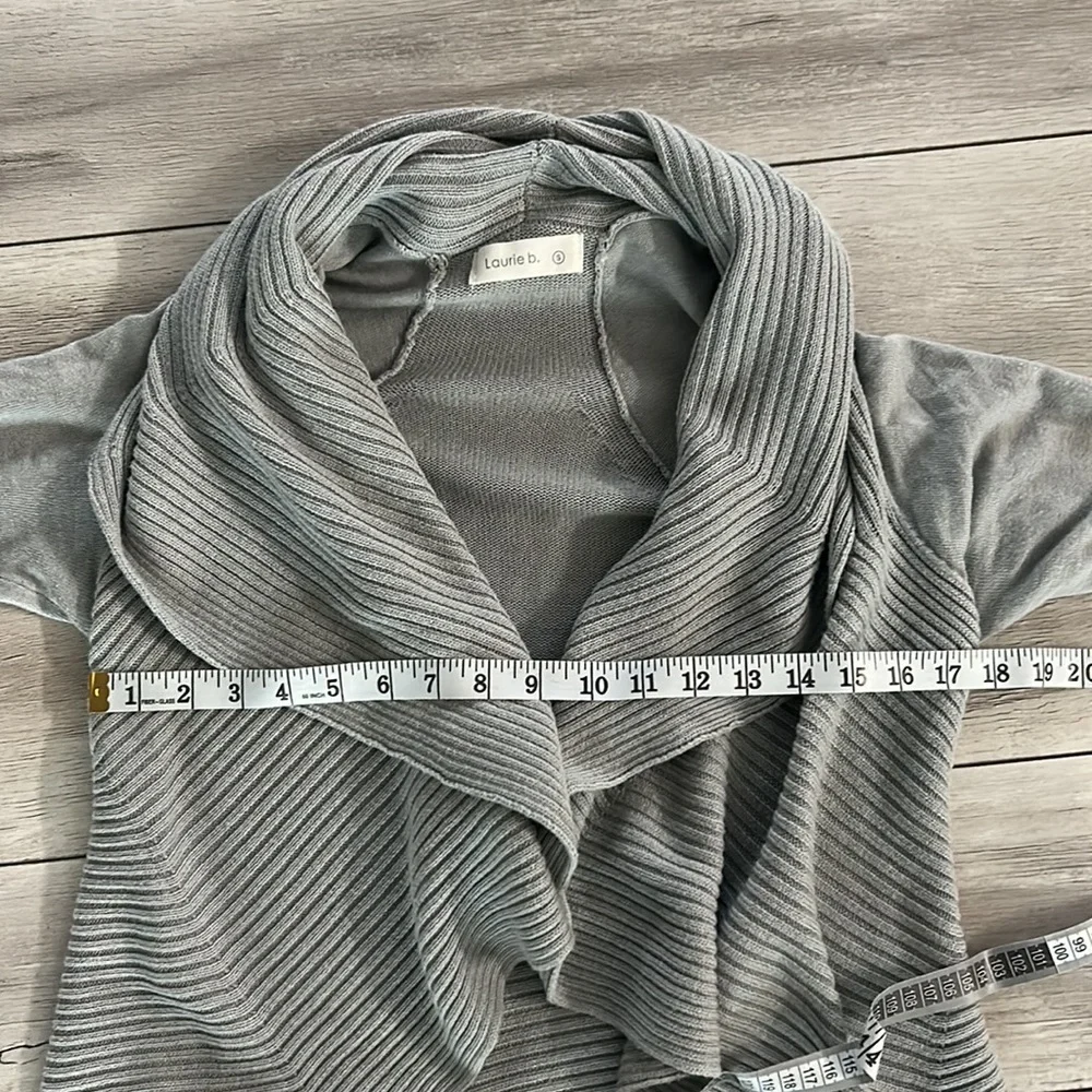 Laurie b. Open front knit cardigan sweater in gray